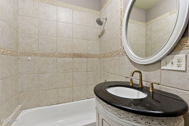 1121 Spartan Drive, Canutillo, TX 79835