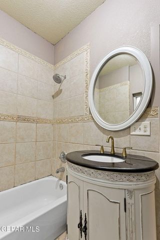 1121 Spartan Drive, Canutillo, TX 79835