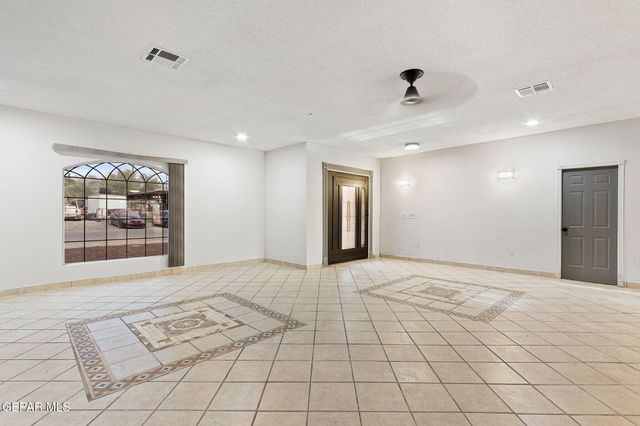 1121 Spartan Drive, Canutillo, TX 79835