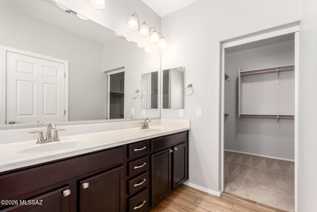 9162 W Blue Saguaro Street, Marana, AZ 85653