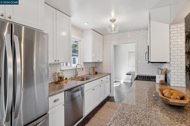 219 Evelyn Dr, Pleasant Hill, CA 94523
