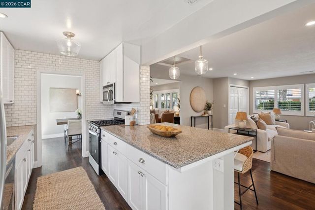 219 Evelyn Dr, Pleasant Hill, CA 94523