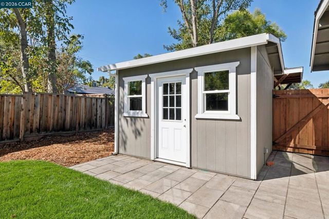 219 Evelyn Dr, Pleasant Hill, CA 94523