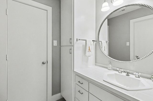 914 W 25th Street 2, Houston, TX 77008