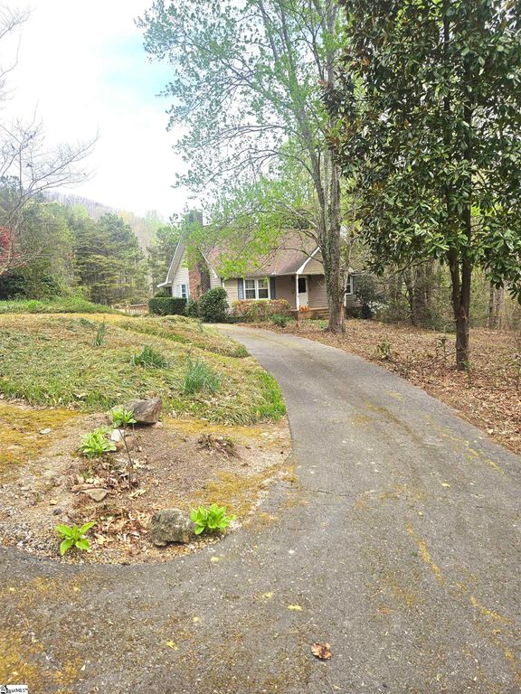 213 Anthony Road, Pickens, SC 29671
