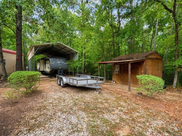 1190 Hidden Oaks Drive, Point Blank, TX 77364