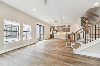 1214 W 25th Street, Houston, TX 77008