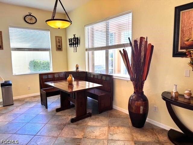 2560 Keystone Lake DR, Cape Coral, FL 33909