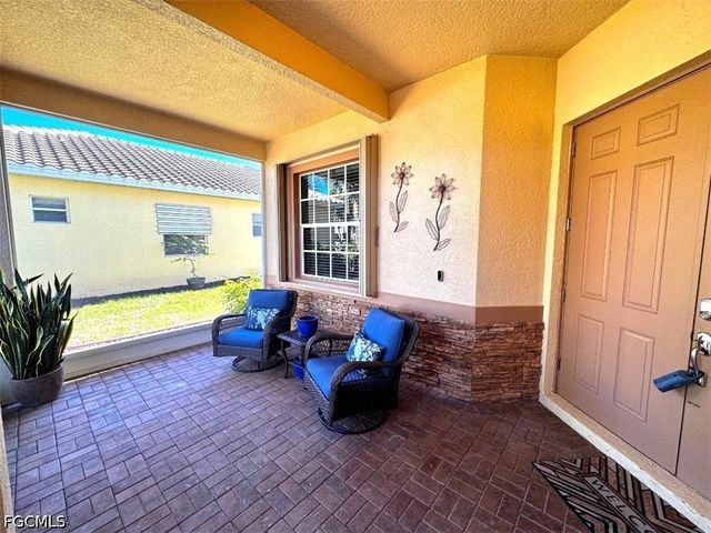 2560 Keystone Lake DR, Cape Coral, FL 33909