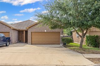 256 Rosalie DR, New Braunfels, TX 78130