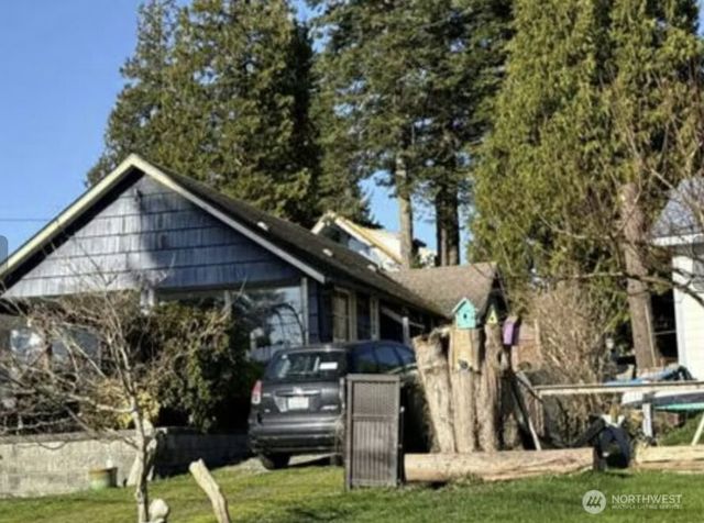 5118 Seaview Drive, Blaine, WA 98230