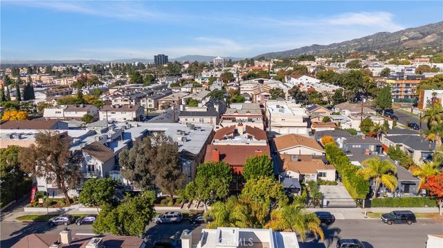 527 E Elmwood B, Burbank, CA 91501