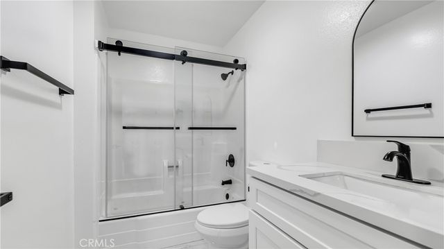 527 E Elmwood B, Burbank, CA 91501