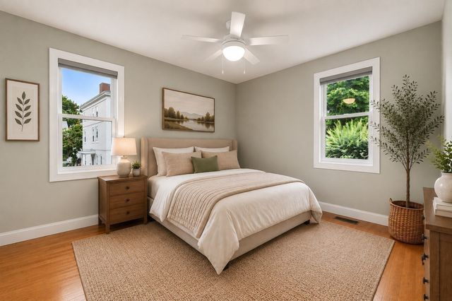 26 Andrew Street 2R, Salem, MA 01970