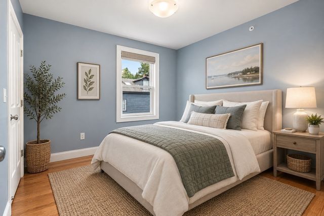 26 Andrew Street 2R, Salem, MA 01970