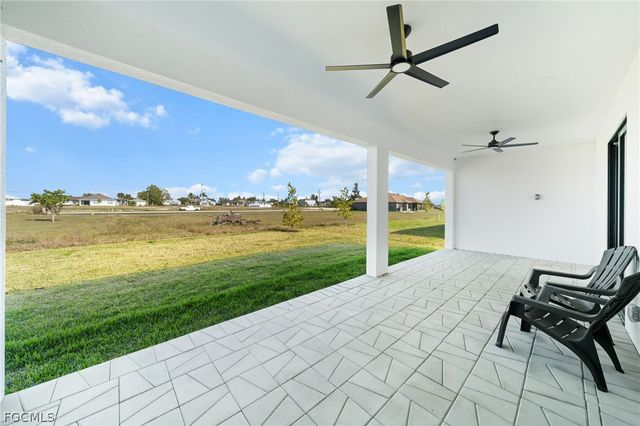 409 NE 15th TER, Cape Coral, FL 33909