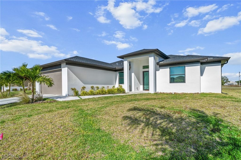 409 NE 15th TER, Cape Coral, FL 33909