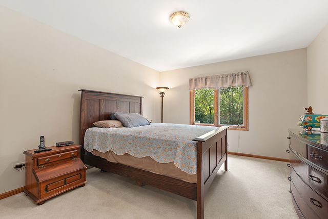 17324 Deer Creek Drive, Orland Park, IL 60467