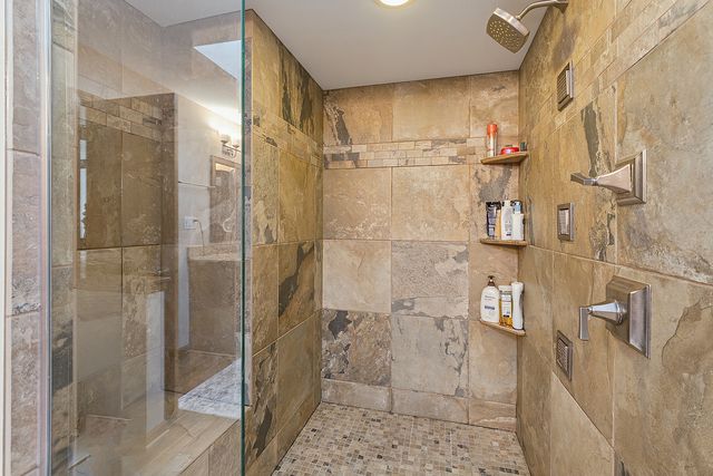 17324 Deer Creek Drive, Orland Park, IL 60467