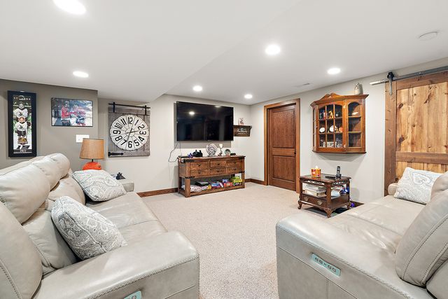 17324 Deer Creek Drive, Orland Park, IL 60467