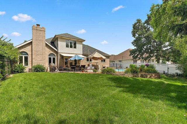 17324 Deer Creek Drive, Orland Park, IL 60467