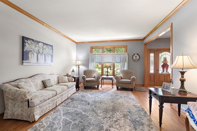 17324 Deer Creek Drive, Orland Park, IL 60467