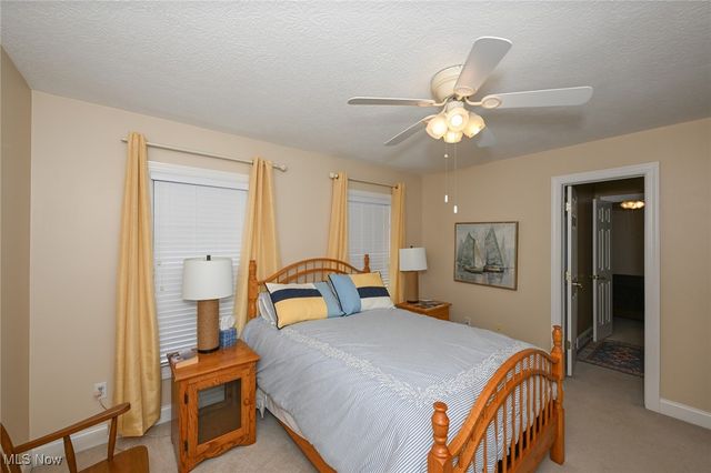 5957 Century Street NW, Canton, OH 44718