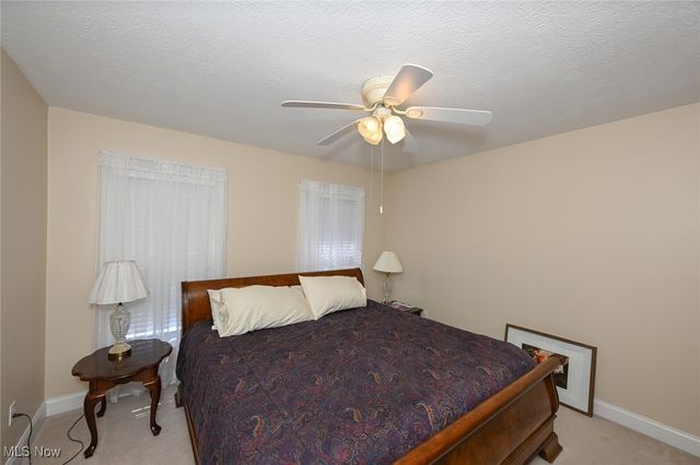 5957 Century Street NW, Canton, OH 44718