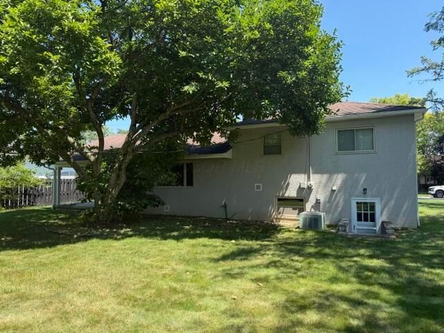 3395 Somerford Road, Upper Arlington, OH 43221