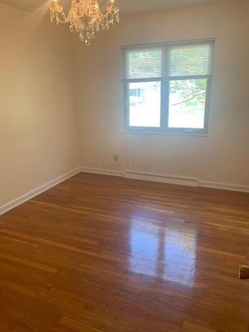 3395 Somerford Road, Upper Arlington, OH 43221