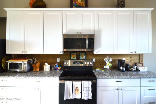 149 Roadrunner Lane, Patagonia, AZ 85624