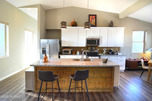 149 Roadrunner Lane, Patagonia, AZ 85624