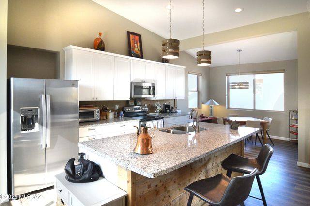 149 Roadrunner Lane, Patagonia, AZ 85624