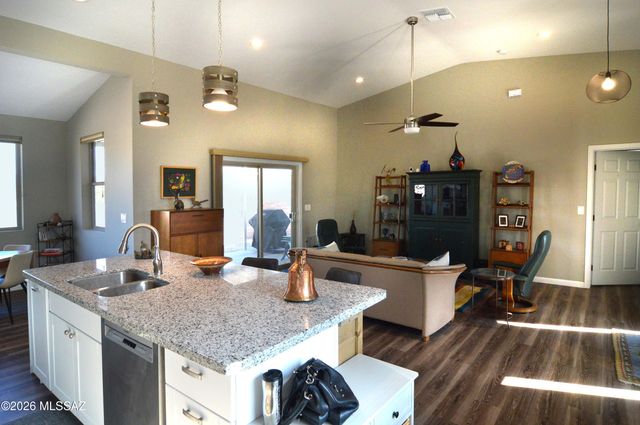 149 Roadrunner Lane, Patagonia, AZ 85624