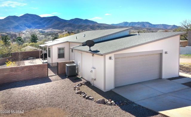 149 Roadrunner Lane, Patagonia, AZ 85624