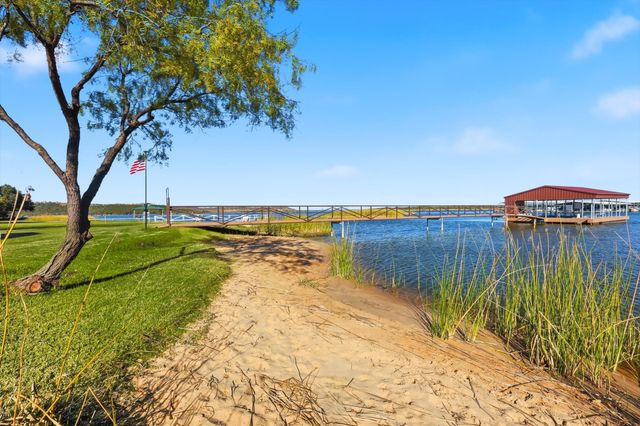 1901 Poston Drive, Graford, TX 76449