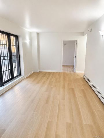 14489 38th Avenue 1B, Flushing, NY 11354