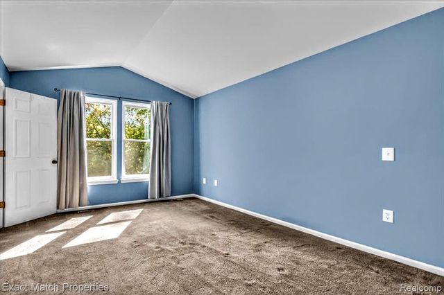 6456 Mcclelland Road, Holly, MI 48442