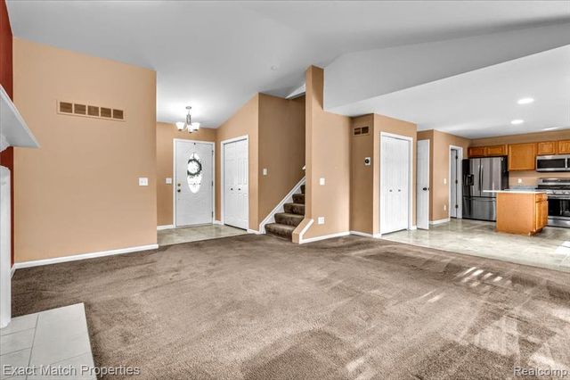 6456 Mcclelland Road, Holly, MI 48442