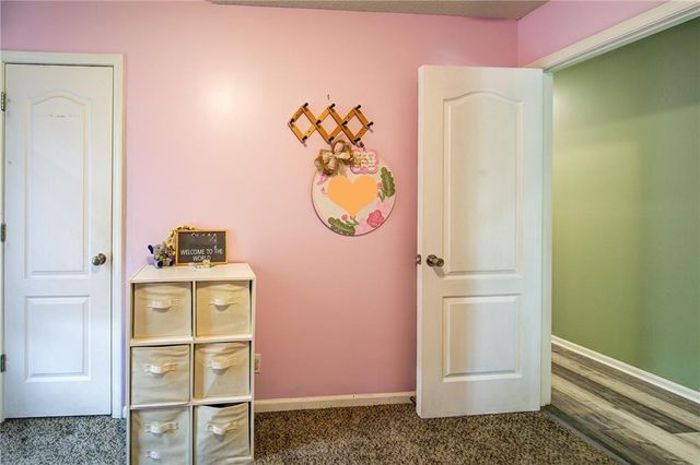 428 Madison Creek Drive, Raymore, MO 64083