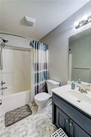 428 Madison Creek Drive, Raymore, MO 64083