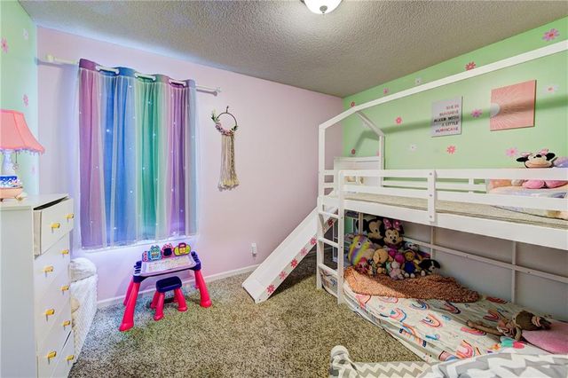 428 Madison Creek Drive, Raymore, MO 64083