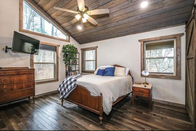 246 Dickey Place Drive, Murphy, NC 28906