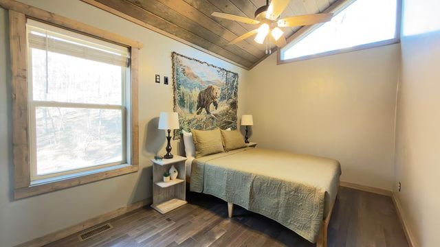 246 Dickey Place Drive, Murphy, NC 28906