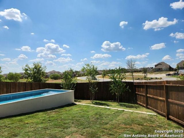 10587 Redstone, San Antonio, TX 78254