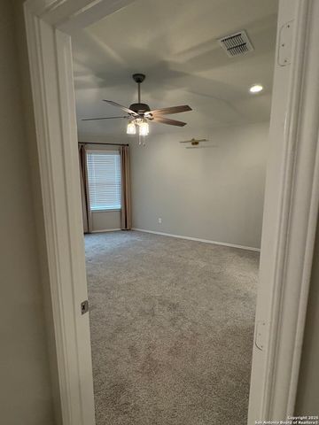 10587 Redstone View, San Antonio, TX 78254