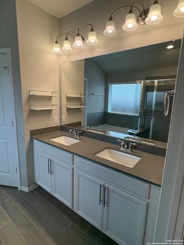 10587 Redstone View, San Antonio, TX 78254