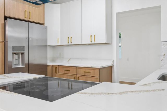 4660 7TH AVENUE N, St Petersburg, FL 33713