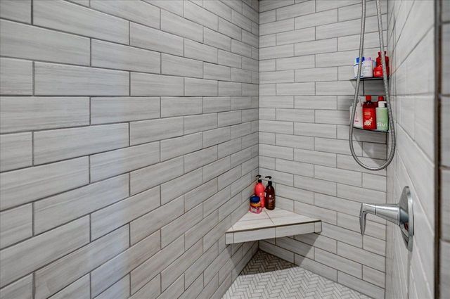 816 Damascus Trail, Cottage Grove, WI 53527