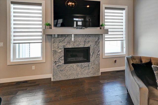 816 Damascus Trail, Cottage Grove, WI 53527